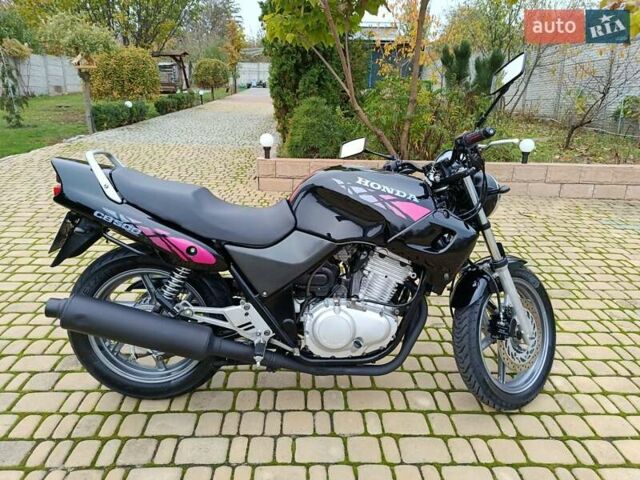 Черный Хонда CB 500, объемом двигателя 0.5 л и пробегом 53 тыс. км за 2500 $, фото 4 на Automoto.ua