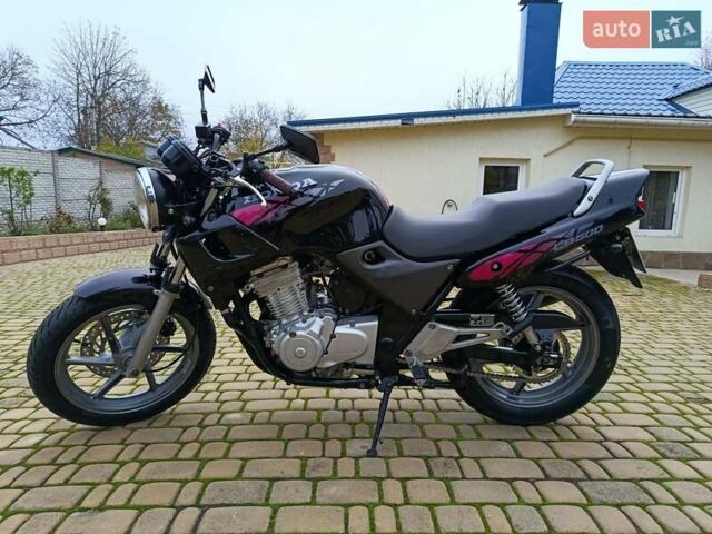 Черный Хонда CB 500, объемом двигателя 0.5 л и пробегом 53 тыс. км за 2500 $, фото 1 на Automoto.ua