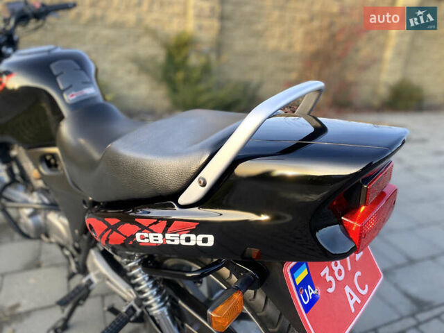 Черный Хонда CB 500, объемом двигателя 0.5 л и пробегом 34 тыс. км за 2599 $, фото 19 на Automoto.ua