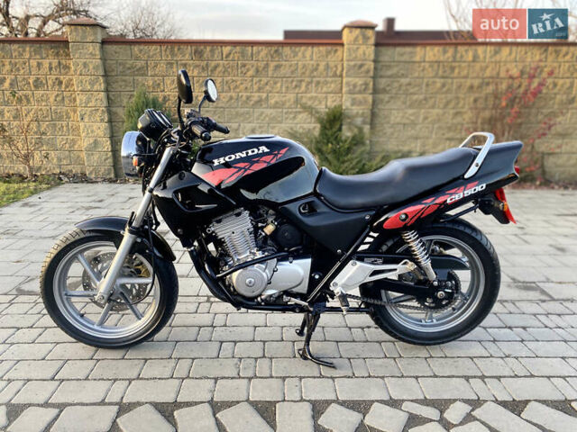 Черный Хонда CB 500, объемом двигателя 0.5 л и пробегом 34 тыс. км за 2599 $, фото 5 на Automoto.ua