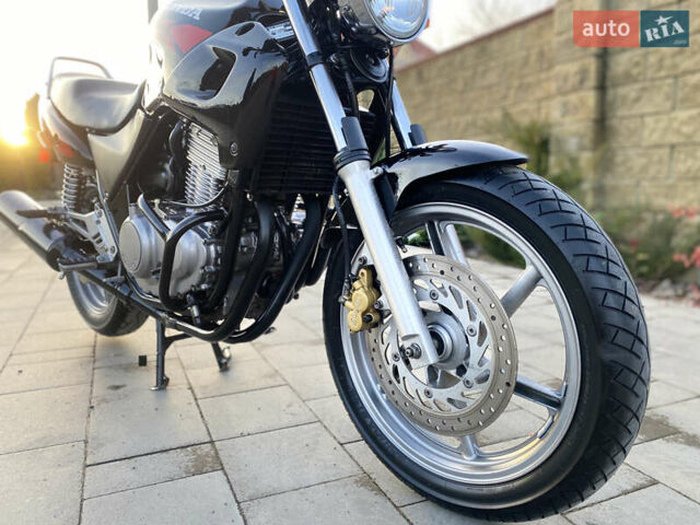 Черный Хонда CB 500, объемом двигателя 0.5 л и пробегом 34 тыс. км за 2599 $, фото 23 на Automoto.ua