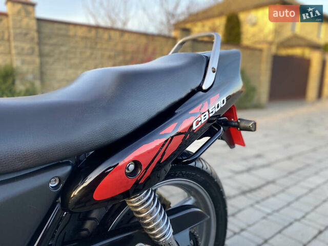 Черный Хонда CB 500, объемом двигателя 0.5 л и пробегом 34 тыс. км за 2599 $, фото 17 на Automoto.ua