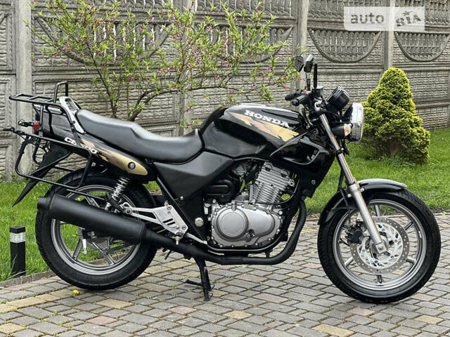 Черный Хонда CB 500, объемом двигателя 0.5 л и пробегом 22 тыс. км за 2750 $, фото 17 на Automoto.ua