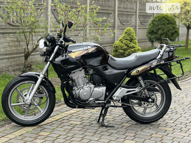 Черный Хонда CB 500, объемом двигателя 0.5 л и пробегом 22 тыс. км за 2750 $, фото 9 на Automoto.ua