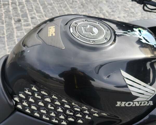 Черный Хонда CB 500, объемом двигателя 0.5 л и пробегом 65 тыс. км за 2400 $, фото 19 на Automoto.ua