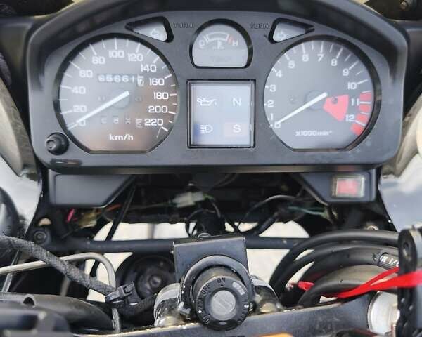 Черный Хонда CB 500, объемом двигателя 0.5 л и пробегом 65 тыс. км за 2400 $, фото 1 на Automoto.ua