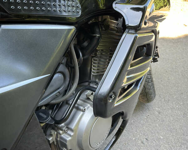 Черный Хонда CB 500, объемом двигателя 0.5 л и пробегом 44 тыс. км за 2499 $, фото 8 на Automoto.ua