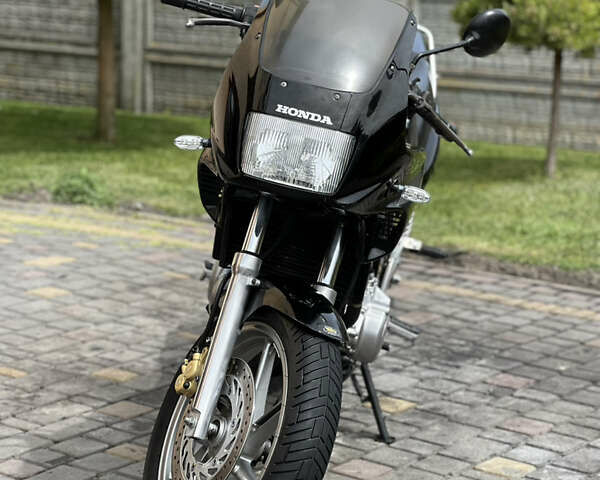 Черный Хонда CB 500, объемом двигателя 0.5 л и пробегом 27 тыс. км за 2799 $, фото 14 на Automoto.ua