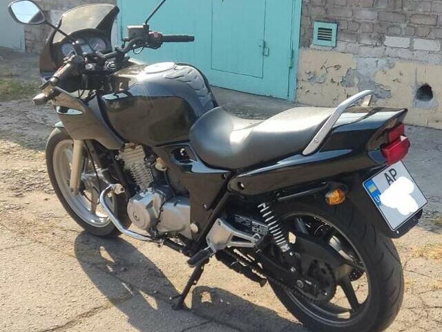Черный Хонда CB 500, объемом двигателя 0.5 л и пробегом 37 тыс. км за 2699 $, фото 2 на Automoto.ua