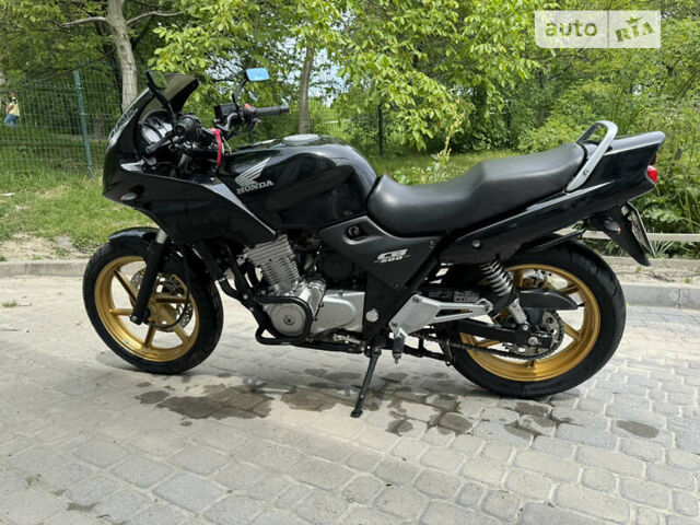 Черный Хонда CB 500, объемом двигателя 0.5 л и пробегом 26 тыс. км за 2999 $, фото 5 на Automoto.ua