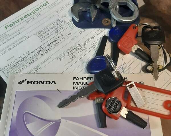 Красный Хонда CB 500, объемом двигателя 0.5 л и пробегом 48 тыс. км за 2900 $, фото 8 на Automoto.ua