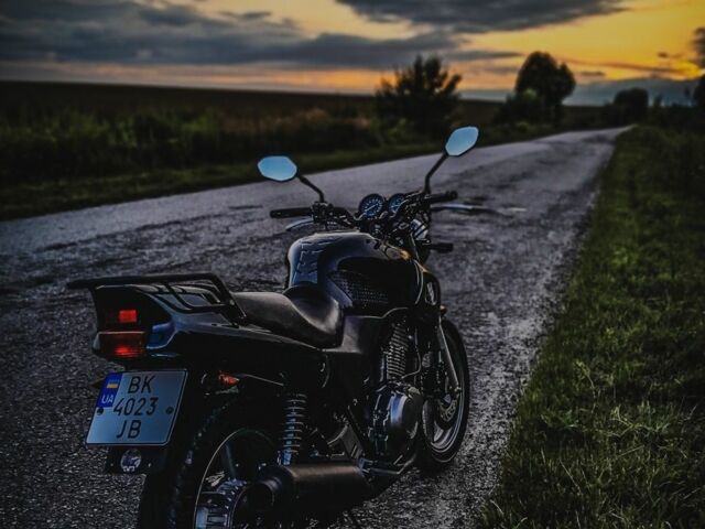 Хонда CB 500, об'ємом двигуна 0.5 л та пробігом 0 тис. км за 2800 $, фото 2 на Automoto.ua