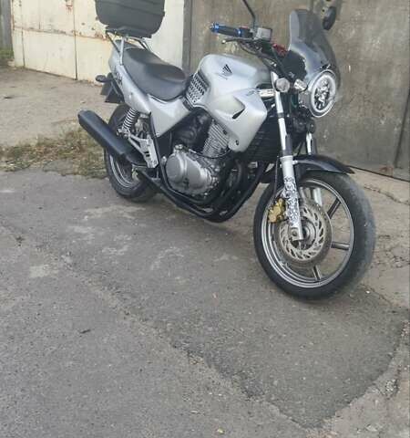 Синий Хонда CB 500, объемом двигателя 0.5 л и пробегом 59 тыс. км за 2450 $, фото 1 на Automoto.ua