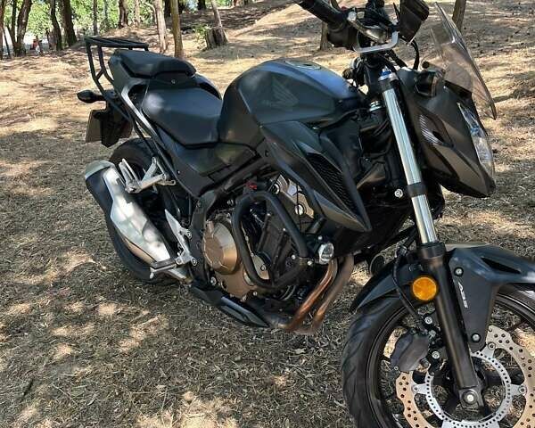 Черный Хонда CB 500F, объемом двигателя 0.47 л и пробегом 17 тыс. км за 5800 $, фото 4 на Automoto.ua