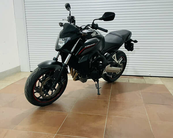 Черный Хонда CB 650F, объемом двигателя 0.65 л и пробегом 31 тыс. км за 6900 $, фото 7 на Automoto.ua