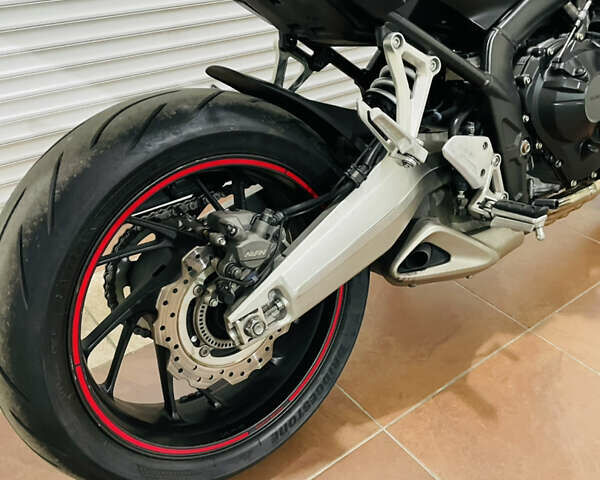 Черный Хонда CB 650F, объемом двигателя 0.65 л и пробегом 31 тыс. км за 6900 $, фото 26 на Automoto.ua