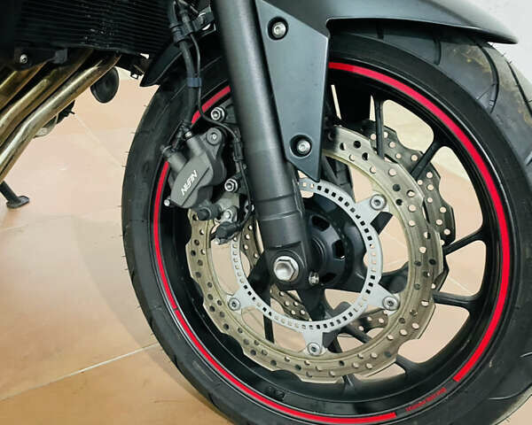 Черный Хонда CB 650F, объемом двигателя 0.65 л и пробегом 31 тыс. км за 6900 $, фото 1 на Automoto.ua