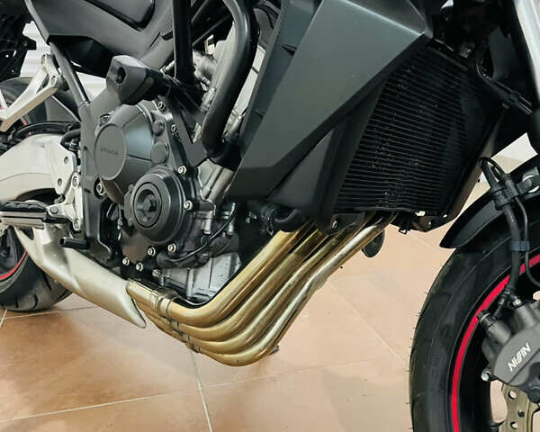 Черный Хонда CB 650F, объемом двигателя 0.65 л и пробегом 31 тыс. км за 6900 $, фото 2 на Automoto.ua
