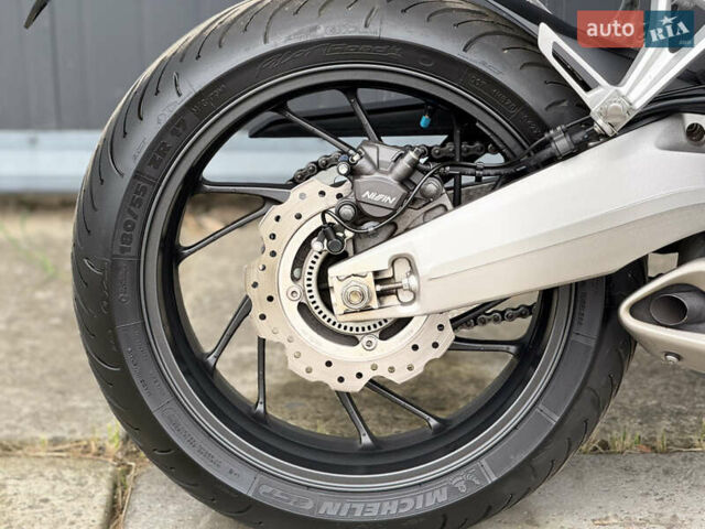 Хонда CB 650F, объемом двигателя 0.65 л и пробегом 50 тыс. км за 6500 $, фото 9 на Automoto.ua