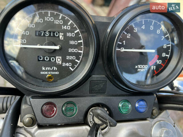 Черный Хонда CB 750, объемом двигателя 0.75 л и пробегом 17 тыс. км за 4550 $, фото 2 на Automoto.ua