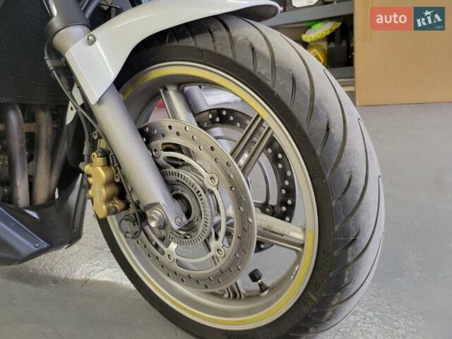 Білий Хонда CBF 1000, об'ємом двигуна 1 л та пробігом 50 тис. км за 6400 $, фото 11 на Automoto.ua