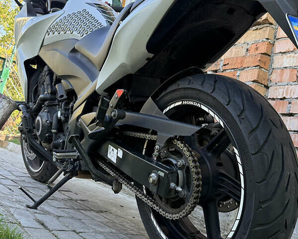 Белый Хонда CBF 1000, объемом двигателя 1 л и пробегом 53 тыс. км за 7500 $, фото 9 на Automoto.ua