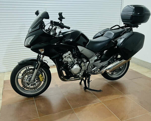 Чорний Хонда CBF 1000, об'ємом двигуна 1 л та пробігом 51 тис. км за 6800 $, фото 4 на Automoto.ua