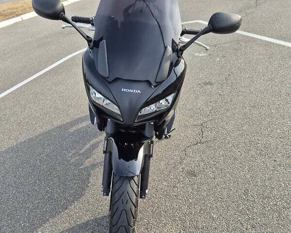 Чорний Хонда CBF 1000, об'ємом двигуна 1 л та пробігом 37 тис. км за 7200 $, фото 3 на Automoto.ua
