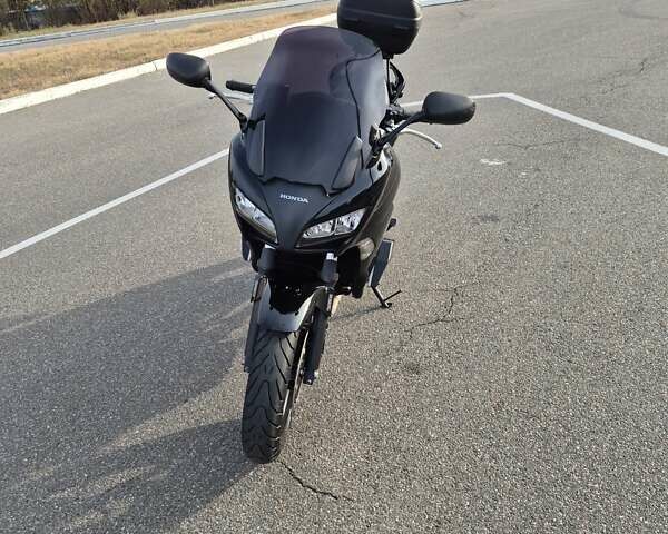 Черный Хонда CBF 1000, объемом двигателя 1 л и пробегом 37 тыс. км за 7000 $, фото 2 на Automoto.ua