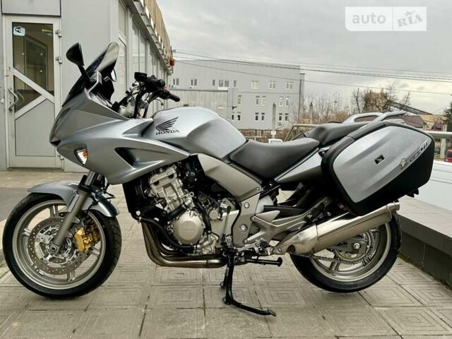 Хонда CBF 1000, объемом двигателя 1 л и пробегом 40 тыс. км за 6399 $, фото 3 на Automoto.ua