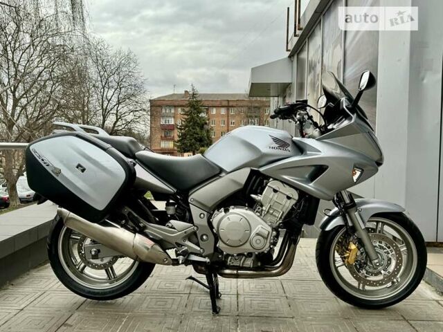 Хонда CBF 1000, объемом двигателя 1 л и пробегом 40 тыс. км за 6399 $, фото 1 на Automoto.ua