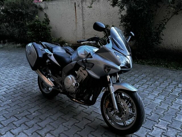 Хонда CBF 1000, об'ємом двигуна 0 л та пробігом 0 тис. км за 5600 $, фото 5 на Automoto.ua