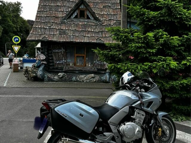 Хонда CBF 1000, об'ємом двигуна 0 л та пробігом 0 тис. км за 5600 $, фото 1 на Automoto.ua