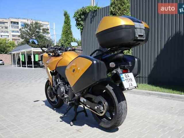 Жовтий Хонда CBF 1000, об'ємом двигуна 1 л та пробігом 64 тис. км за 7200 $, фото 2 на Automoto.ua