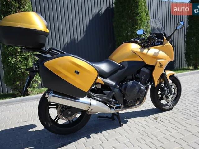 Жовтий Хонда CBF 1000, об'ємом двигуна 1 л та пробігом 64 тис. км за 7200 $, фото 10 на Automoto.ua