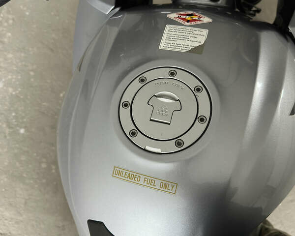 Серый Хонда CBF 1000, объемом двигателя 1 л и пробегом 34 тыс. км за 5850 $, фото 17 на Automoto.ua