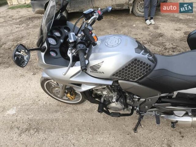 Серый Хонда CBF 1000, объемом двигателя 0 л и пробегом 445 тыс. км за 6100 $, фото 14 на Automoto.ua