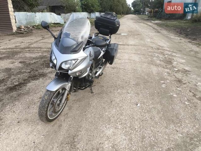 Серый Хонда CBF 1000, объемом двигателя 0 л и пробегом 445 тыс. км за 6100 $, фото 4 на Automoto.ua