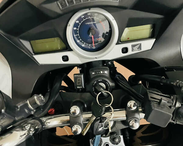 Серый Хонда CBF 1000, объемом двигателя 1 л и пробегом 19 тыс. км за 8700 $, фото 20 на Automoto.ua
