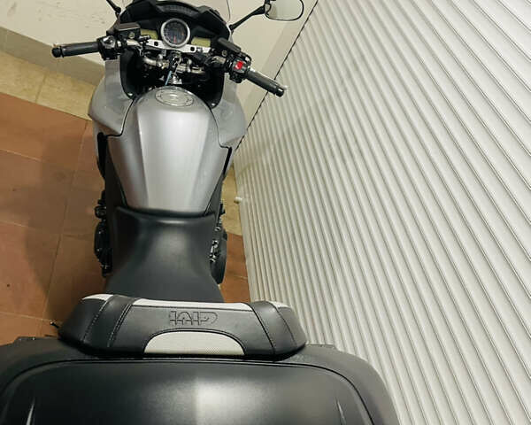 Серый Хонда CBF 1000, объемом двигателя 1 л и пробегом 19 тыс. км за 8700 $, фото 28 на Automoto.ua