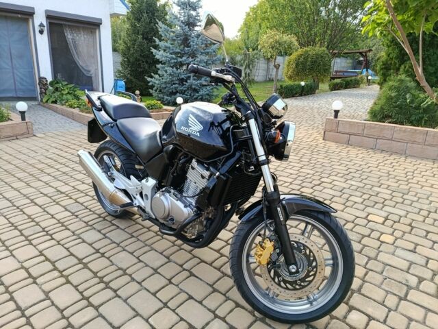 Хонда CBF 500, объемом двигателя 0.5 л и пробегом 0 тыс. км за 3700 $, фото 5 на Automoto.ua