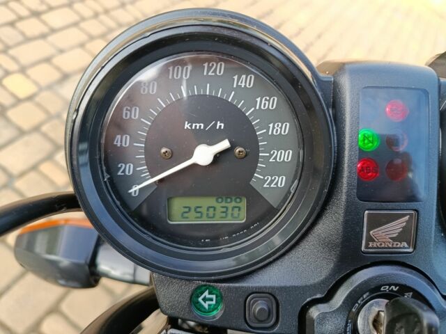 Хонда CBF 500, объемом двигателя 0.5 л и пробегом 0 тыс. км за 3700 $, фото 7 на Automoto.ua