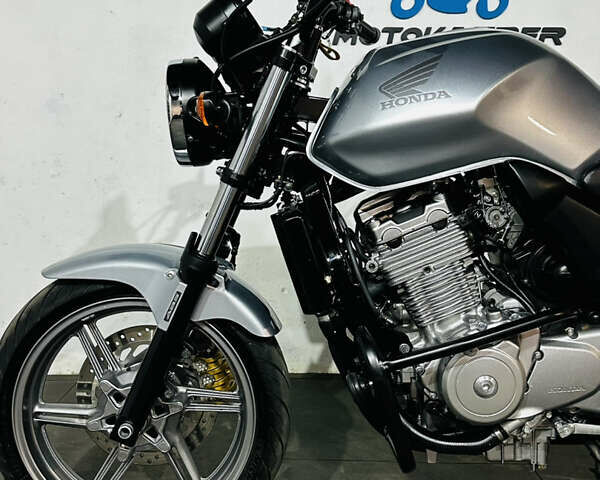 Хонда CBF 500, объемом двигателя 0.5 л и пробегом 21 тыс. км за 3950 $, фото 3 на Automoto.ua