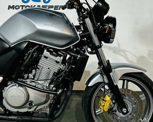 Хонда CBF 500, объемом двигателя 0.5 л и пробегом 21 тыс. км за 3950 $, фото 15 на Automoto.ua