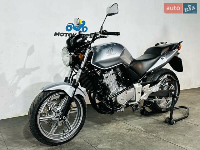 Хонда CBF 500, объемом двигателя 0.5 л и пробегом 21 тыс. км за 3950 $, фото 2 на Automoto.ua