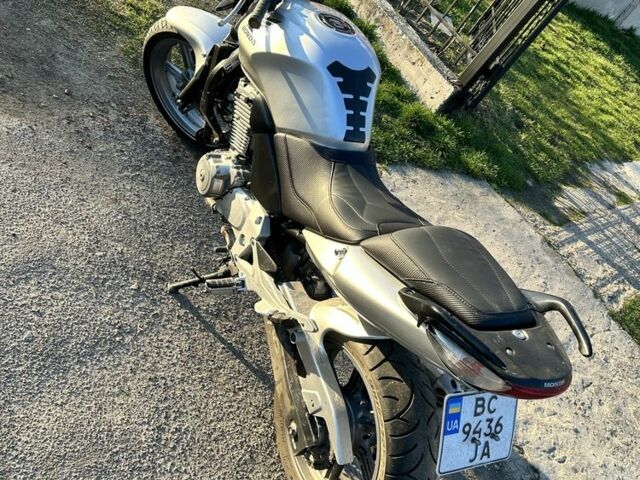 Хонда CBF 500, объемом двигателя 0.5 л и пробегом 0 тыс. км за 2700 $, фото 4 на Automoto.ua