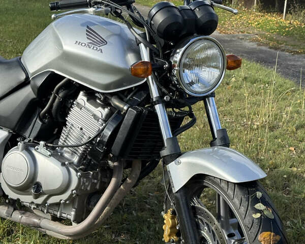 Серый Хонда CBF 500, объемом двигателя 0.5 л и пробегом 28 тыс. км за 3850 $, фото 2 на Automoto.ua