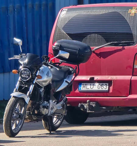 Серый Хонда CBF 500, объемом двигателя 0.5 л и пробегом 80 тыс. км за 3500 $, фото 5 на Automoto.ua