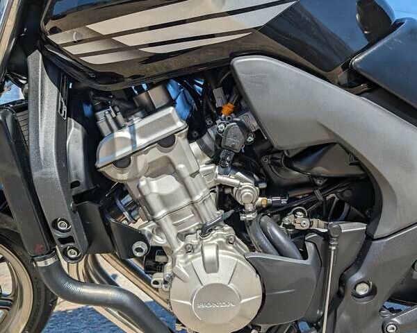 Чорний Хонда CBF 600, об'ємом двигуна 0 л та пробігом 35 тис. км за 5099 $, фото 7 на Automoto.ua