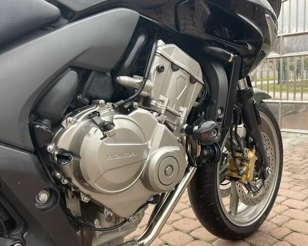 Черный Хонда CBF 600, объемом двигателя 0.6 л и пробегом 57 тыс. км за 5400 $, фото 6 на Automoto.ua